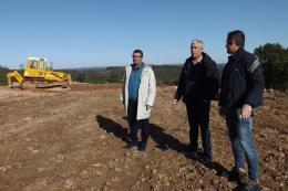 Executivo visita as obras a decorrer no Bairro Nossa Senhora da Conceição 