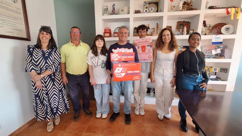 Entrega de pilhão reforça sensibilização ambiental em Fátima